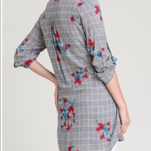 Plaid and Floral Tie Waist Button Down Tunic Top - Picture 4 of 7